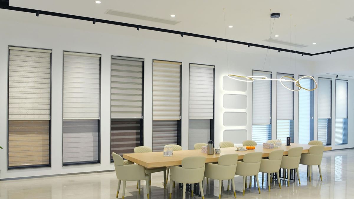 Everything You Need to Know Before Buying Wholesale Roller Shades