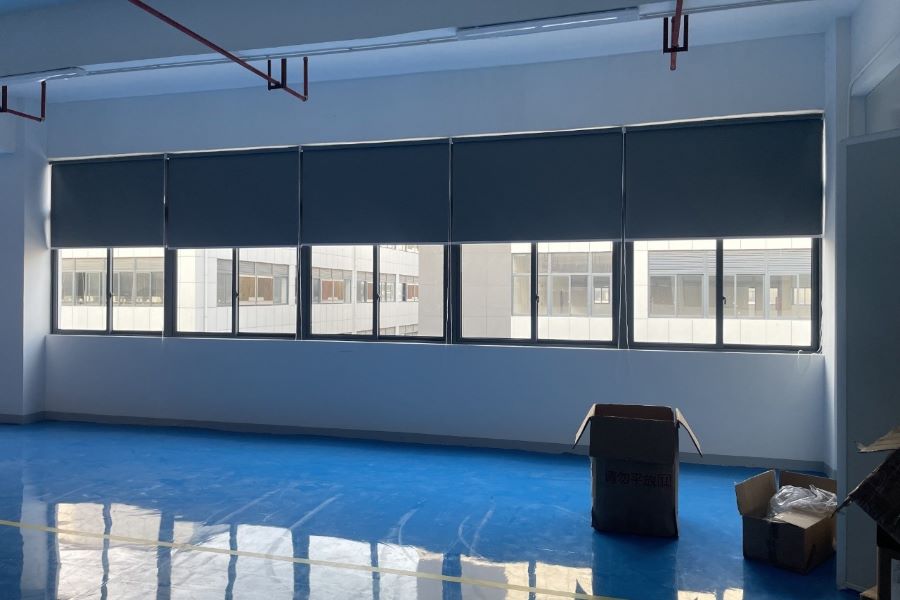 roller shade manufacturers 