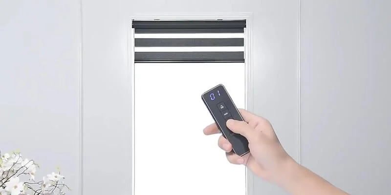 Smart motorized zebra shades with remote control system